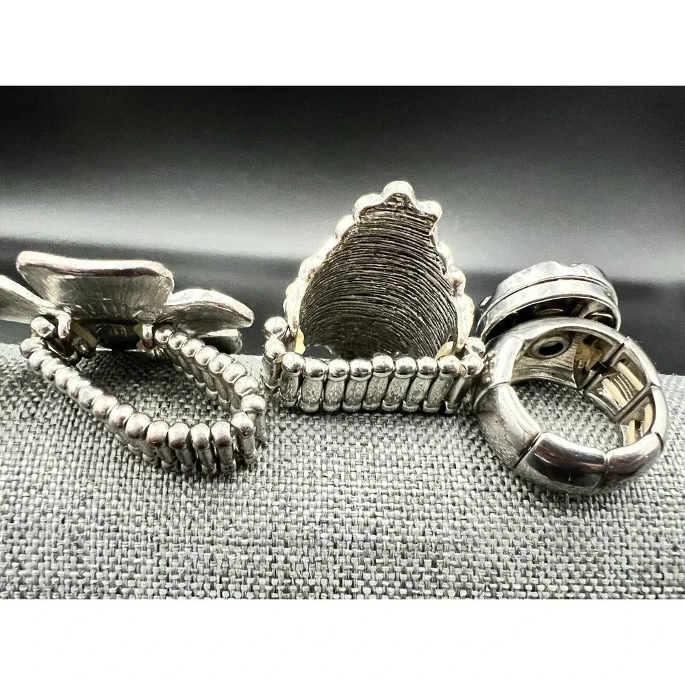 Silver Tone Stretch Ring Lot 5pc Floral Rhinestone Pearl Size 6-9 Goth